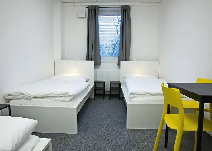 Optimum Devinska Vandrarhem *