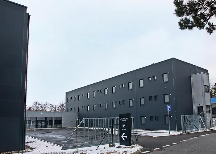 Optimum Devinska Vandrarhem *