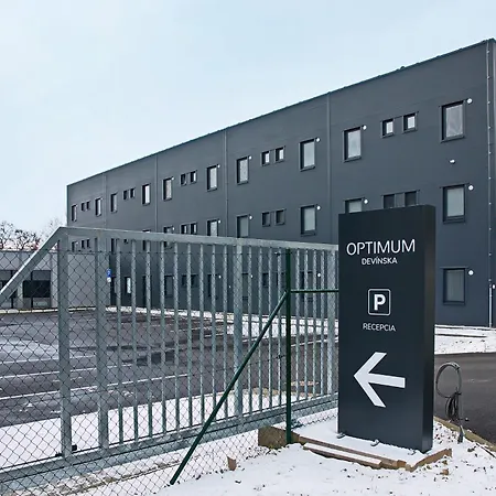 Optimum Devinska Hostel
